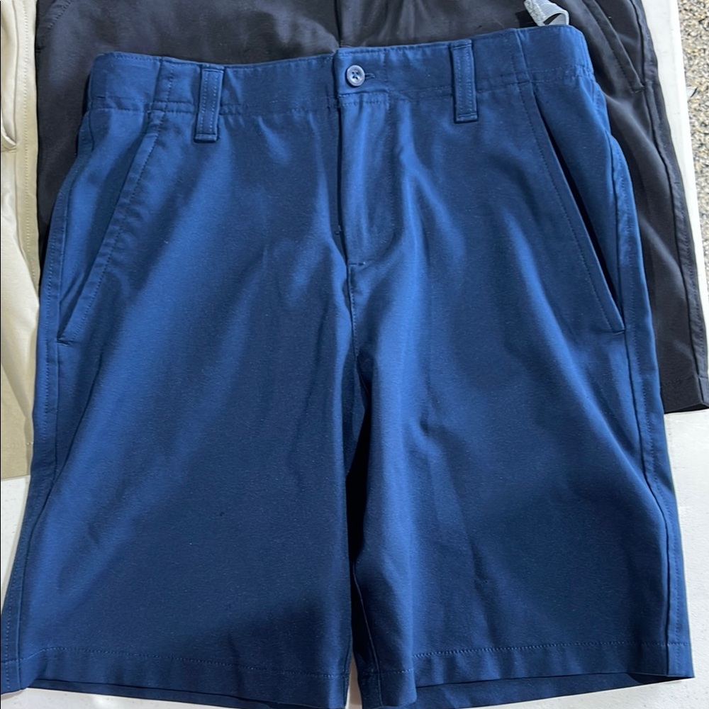 4 pair Boys Under Armour Matchplay Shorts. Size Medium.